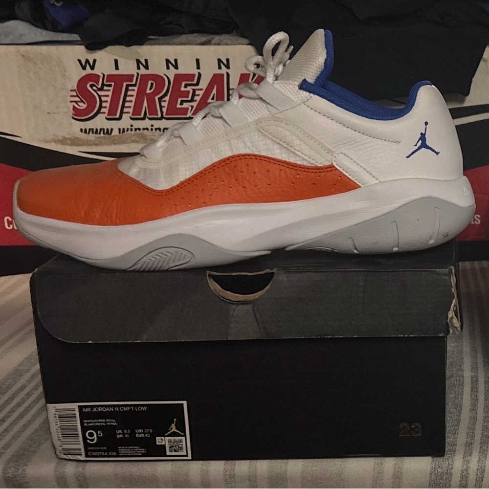 Jordan Shoes - White and Orange